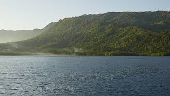 Leaving Impodnya Hame Bay in the morning