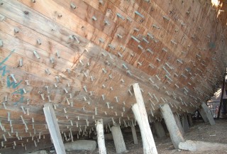 Thousand of dry-fit pegs are all that hold these boats together