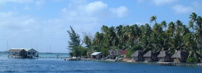 Entering the southern pass, past the small dive resort