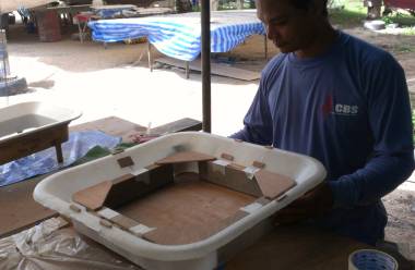 Houa's assembled mold for making internal hatch trim pieces