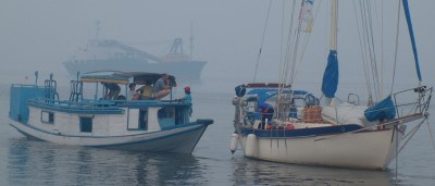 Klotock picking up Estrela on the smoky Kumai River