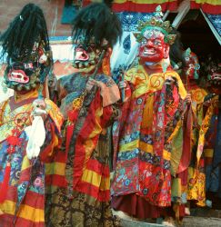 Makakala dancers emerging