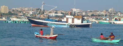 The fishing city of Manta from our anchorage