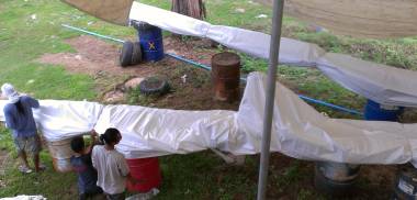 Lek, Baw & Jack protecting our mast & spars from overspray