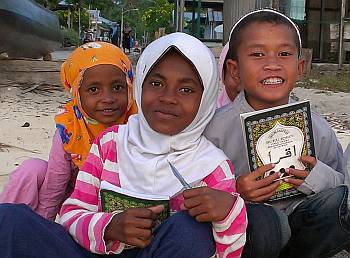 School kids in the Muslim village of Saonek