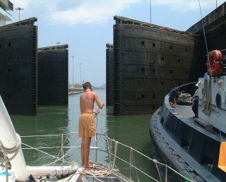 Chris takes in our lines as the Pedro Miguel locks open