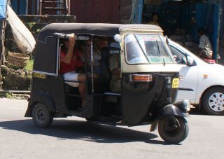 Grab a tuk-tuk to get around Port Blair!