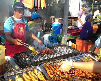 We feasted on grilled squid, fresh from the vendors