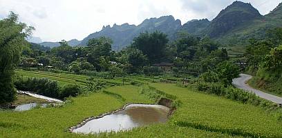 The lowlands had more agriculture, with more rice than corn