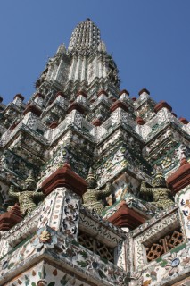 Wat Arun from below